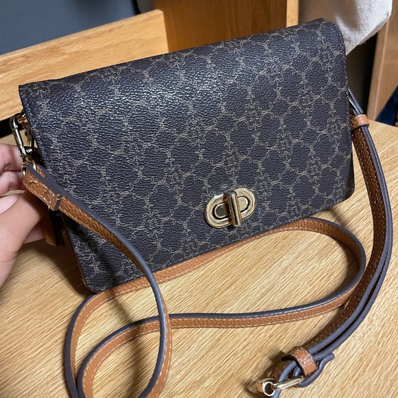 Nanette Lepore Crossbody Bag - Picture 3 of 4